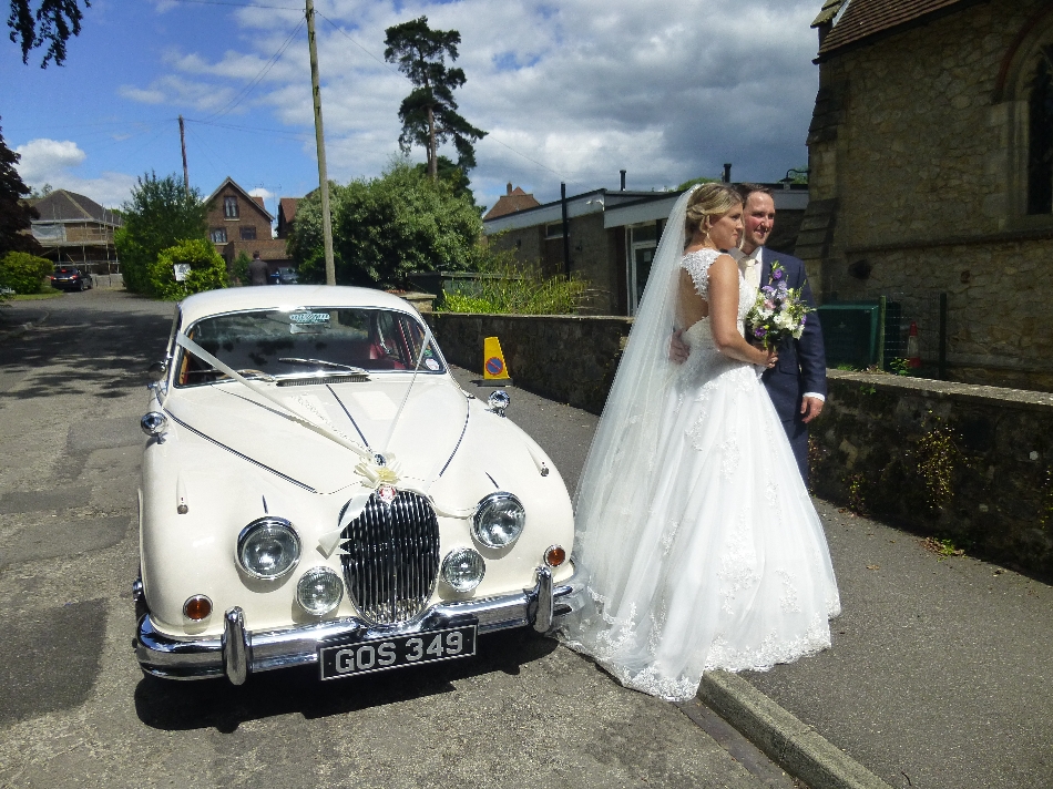 Gallery image 5: ashdown-classic-wedding-cars